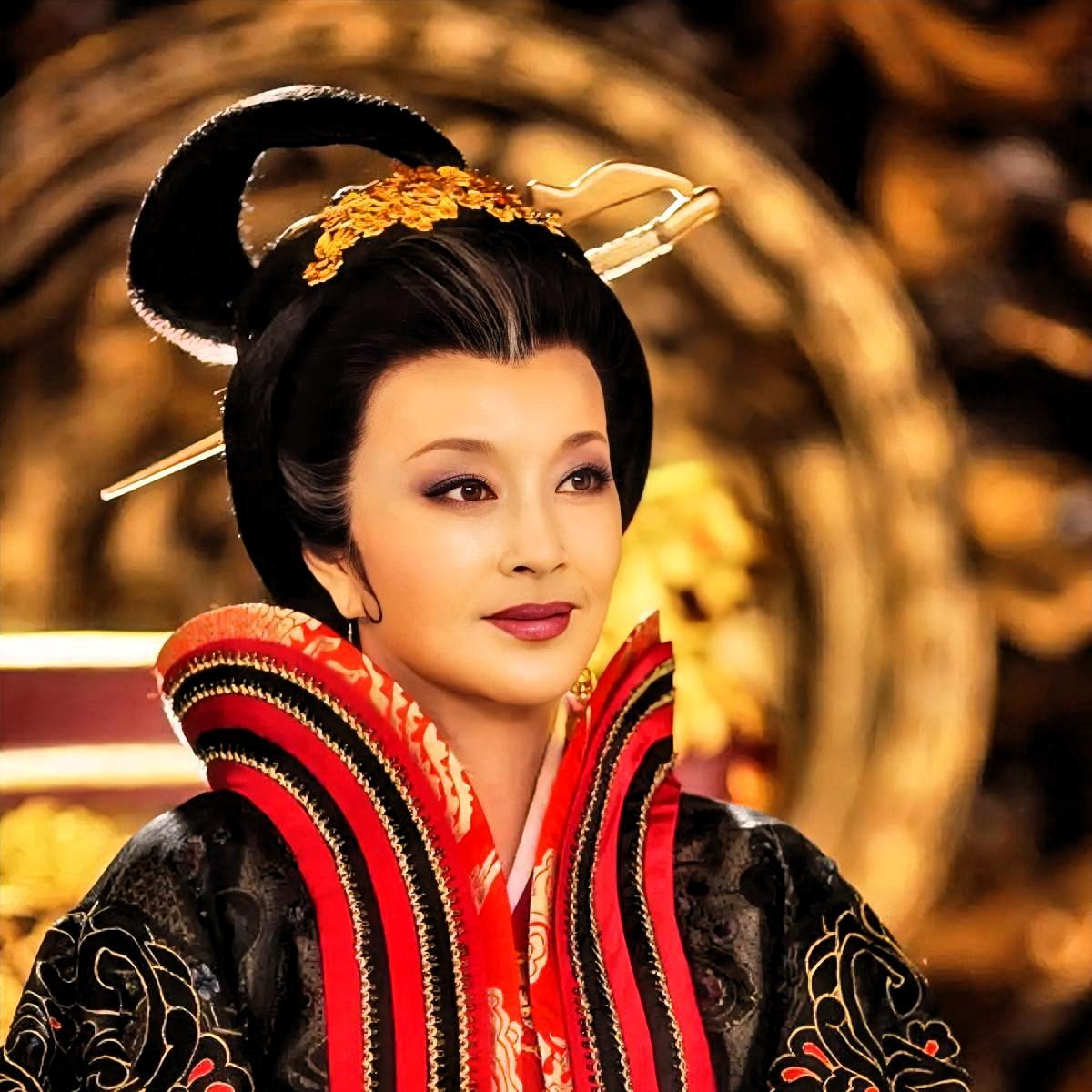 刘晓庆出演的哪个角色最经典刘晓庆塑造了许多经典角色，最经典的是“武则天” ：19