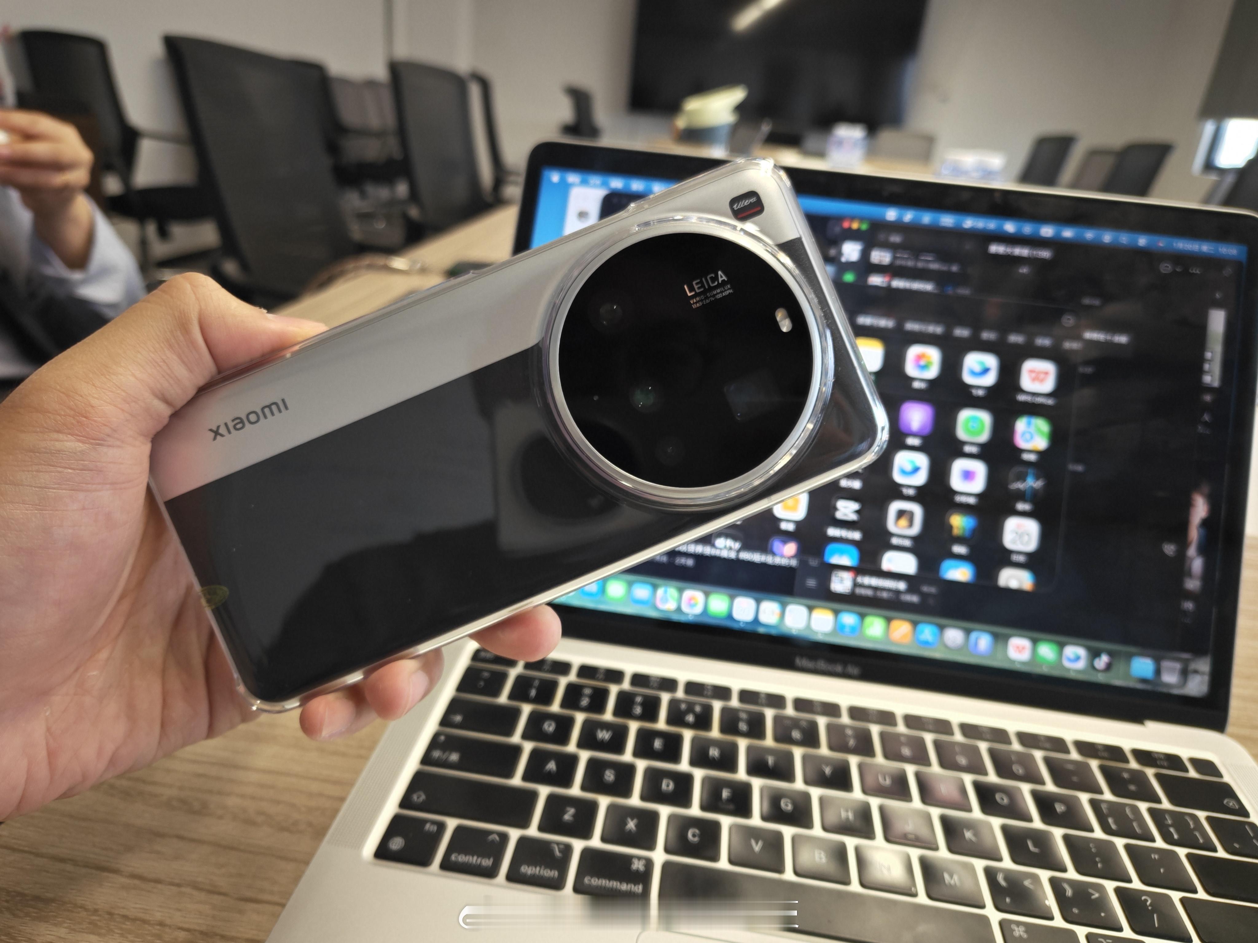 抢不到首发的17u，网上二手的时候看发现15u好便宜，都不到4k已经买到1TB了