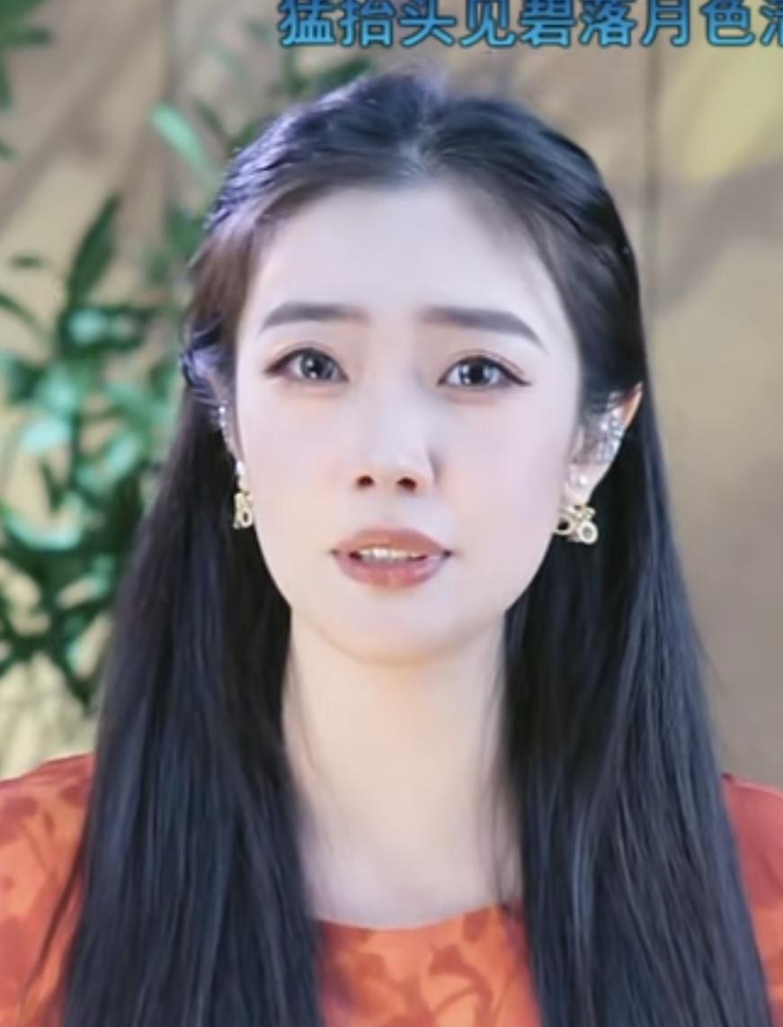 看看这些唱京剧的，唱美声的，长得无可挑剔，又都是专业剧团的，为啥看的人特别少！那