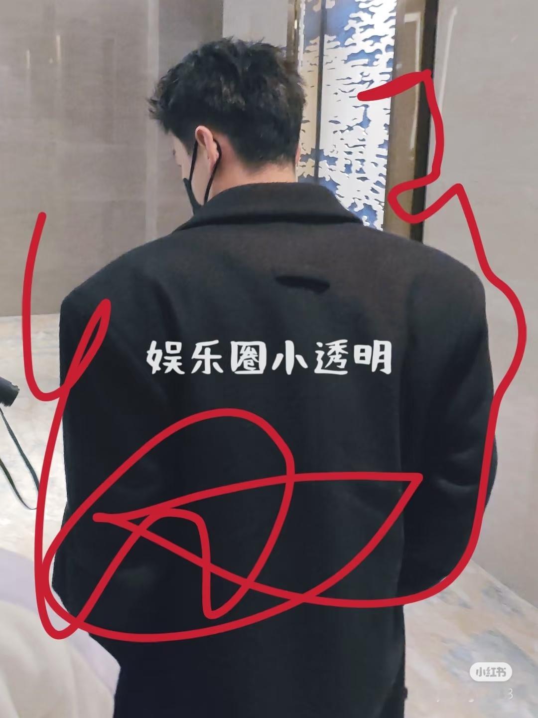 老公这大宽肩[色][色][色] 
