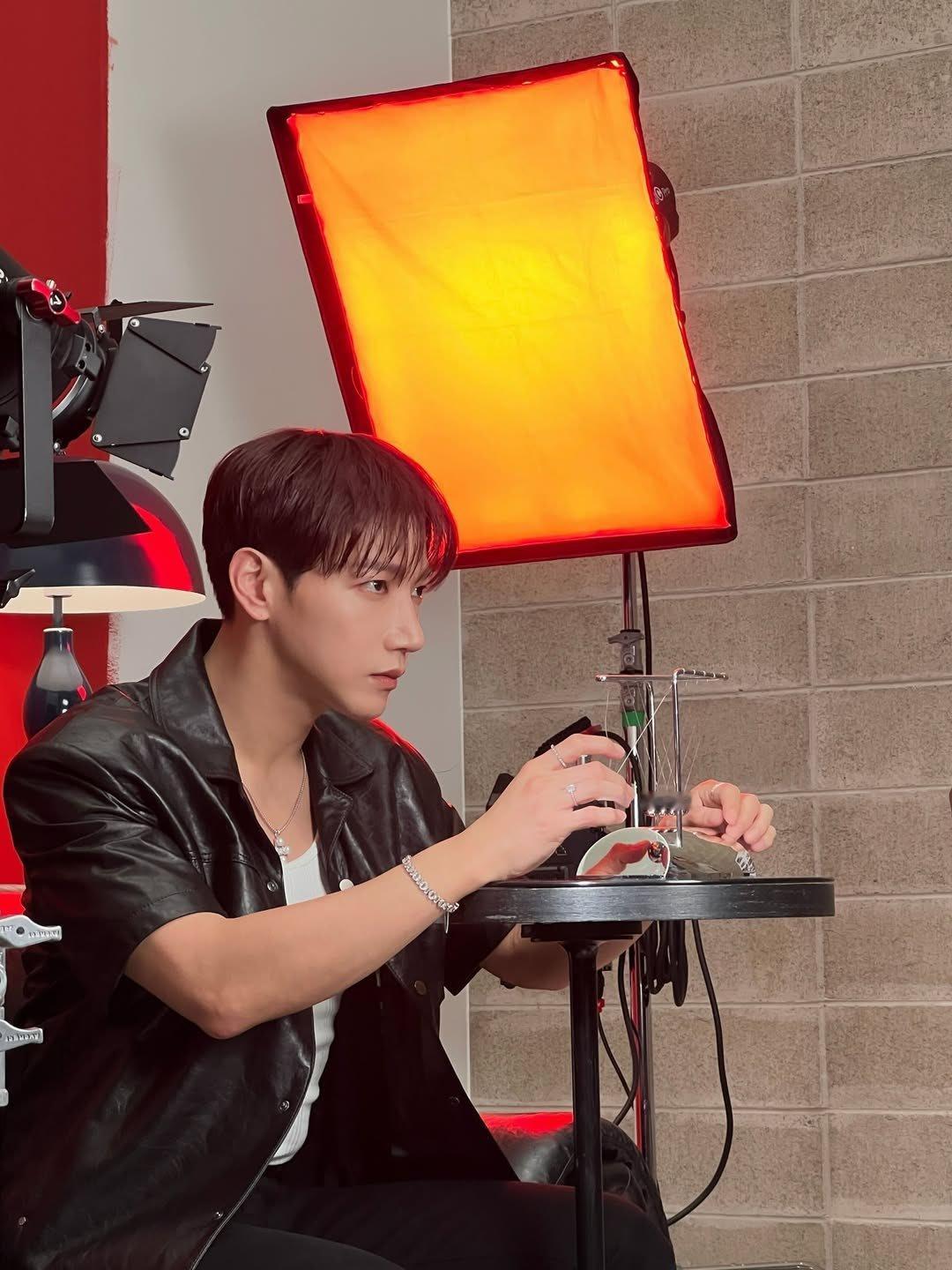2PM JUN_K260609官方IG： ♟️🏁 2026 JUN. K <D