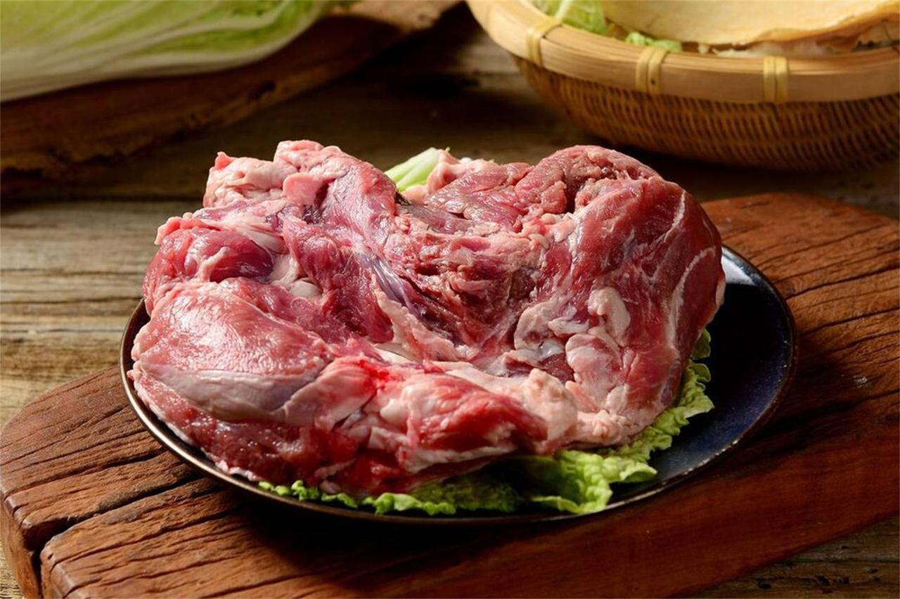 羊肉再度引发关注！医生含泪劝告：糖尿病喝汤时，多注意这些
 
热气腾腾的羊肉汤一