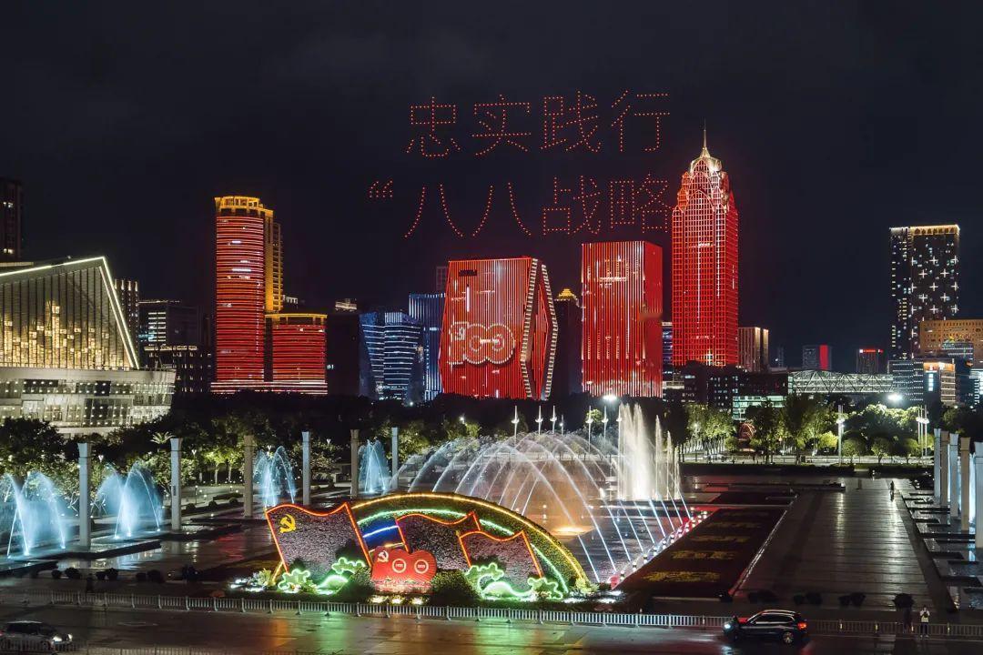 “从文化角度来说，中国落后欧美至少700年以上”，如何看待这种观点？

“中国落