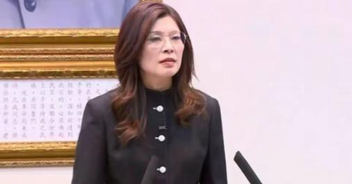 炸裂！郑丽文直接掀桌不演了，对着马英九、洪秀柱、朱立伦三大元老疯狂开轰：你们把国