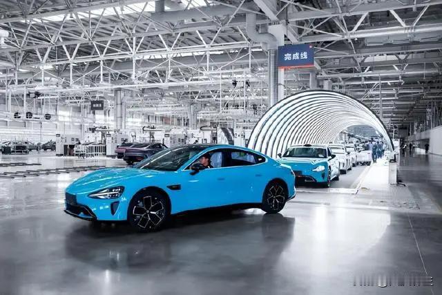 是喜是忧？小米明天交付首批SU7新车，退订率40%


中国消费电子产品巨头小米