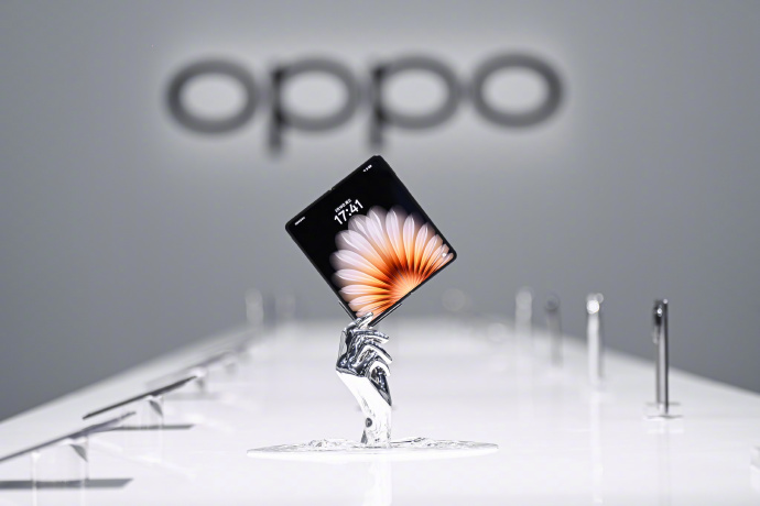 OPPO Find N5  已经发布了，作为开年的第一款顶级大折叠手机，让你惊喜