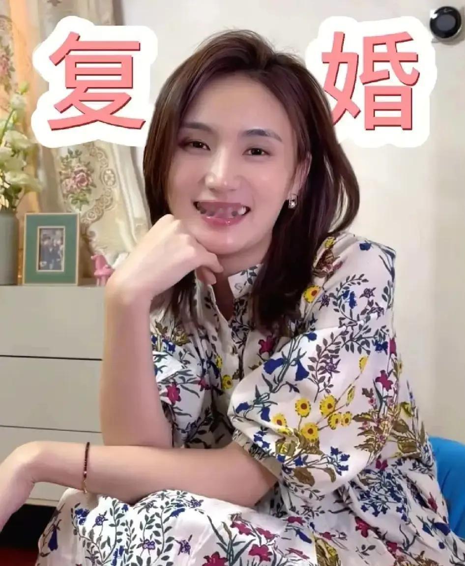 李亚鹏现在最该做的事，就是把海哈金喜重新追回来。
当年他账上快见底，债主堵门，海