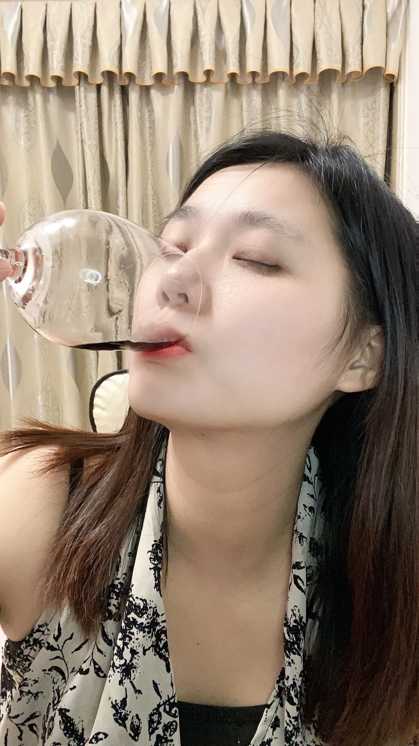 一人 一酒 一世界