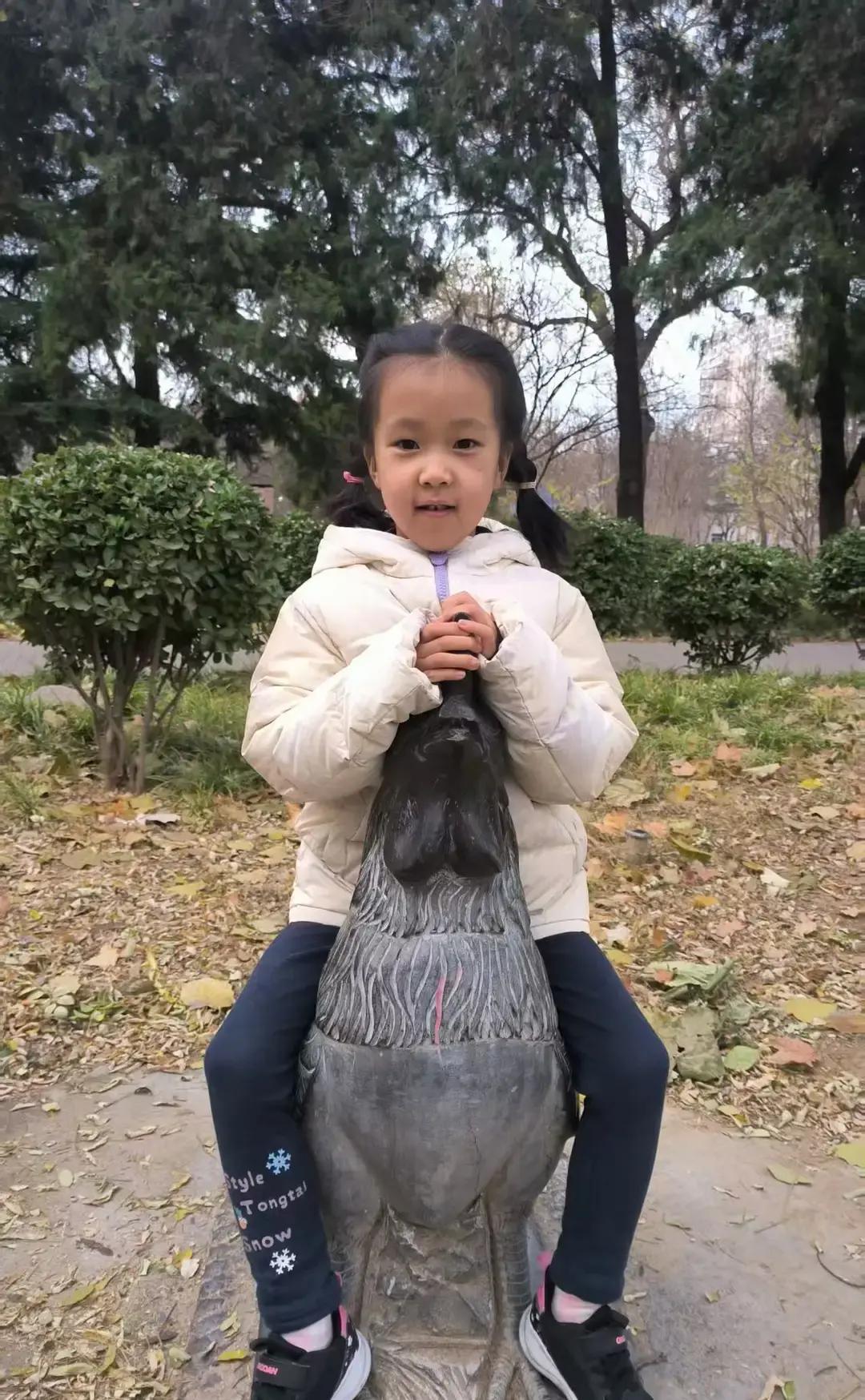 甲流康复了 甲流第一天，烧39.3 ，呕吐厉害 第二天，不发烧，不吐，不敢给孩子