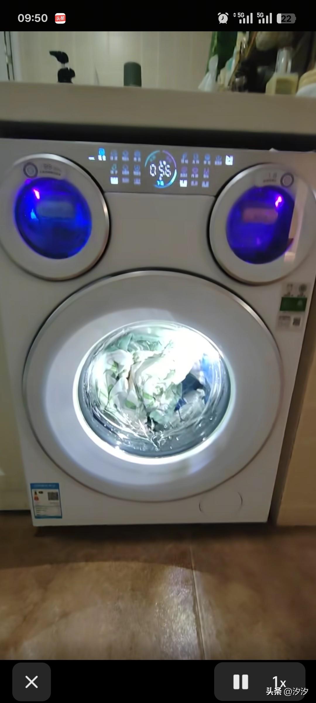 没有想到美的居然出了这么一款洗衣机，神奇的是它有三个洗衣桶，
大家都叫做它可爱多