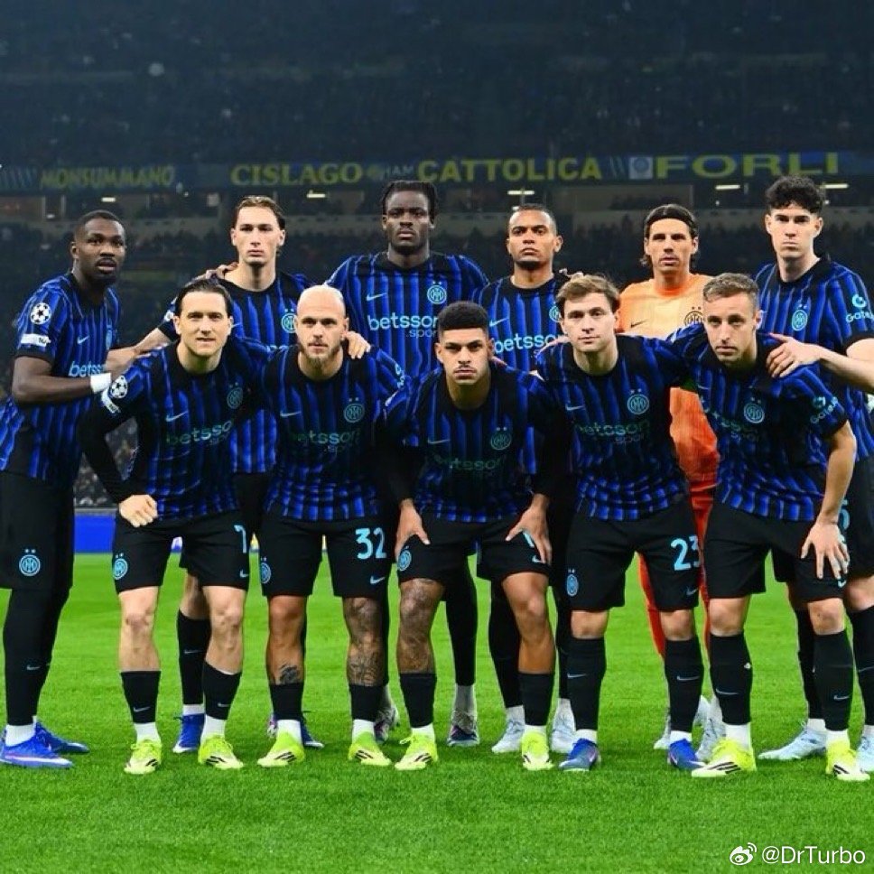 米兰体育报：从上赛季结束以来 国米的管理层和球员们一直在思考 他们不会重蹈202