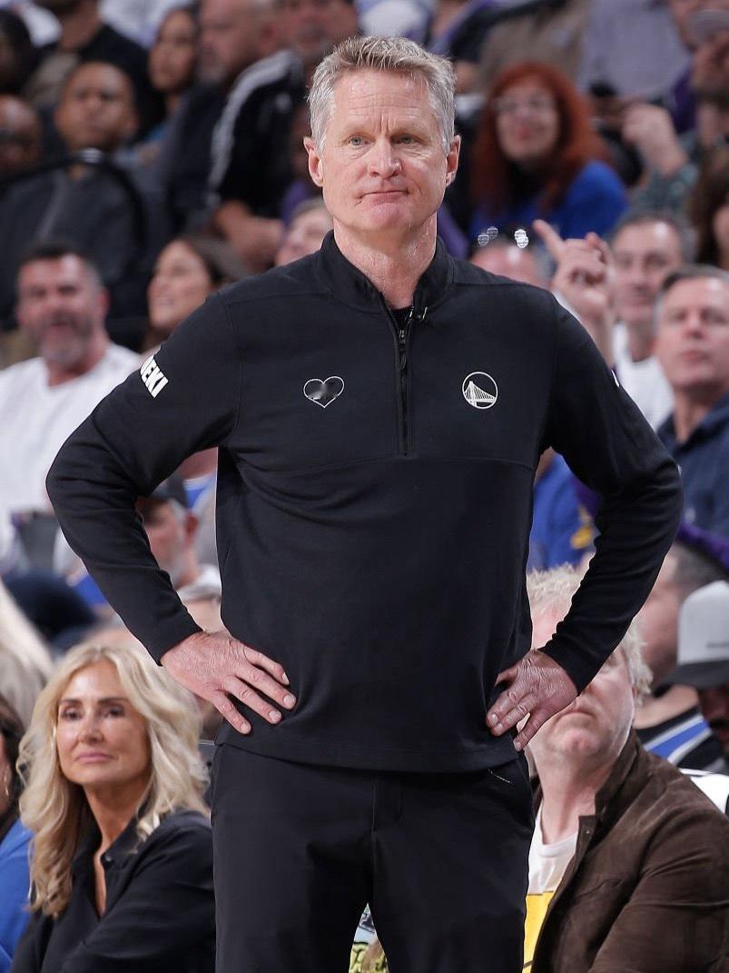 记者Murdock：科尔下赛季可能不会回归勇士“这是他合同的最后一年，截至目前他