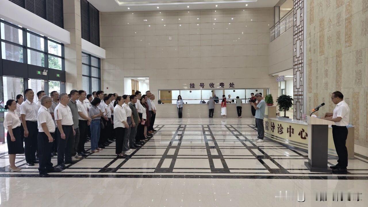 近日新丰县中医院新院区门诊大楼启用仪式在新院区隆重举行。
        项目选