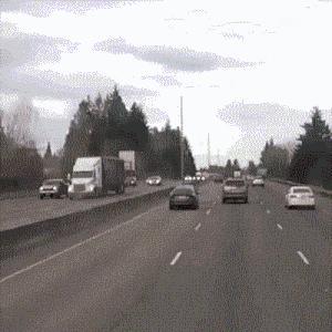 终于坐上车了 