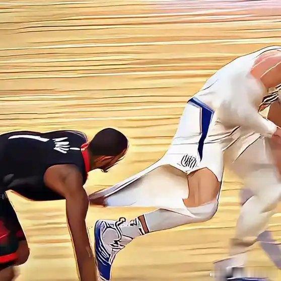 《笑死了😂😂格里芬打个球白丝都给撕出来了》播放量：1965作者：精彩体育网页