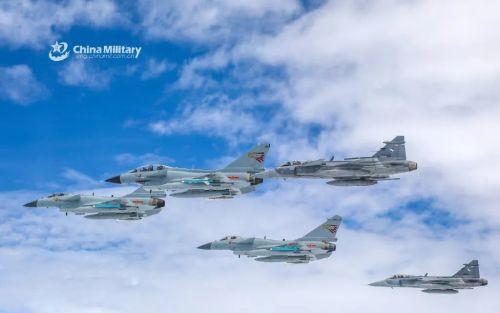 中埃联合演习期间，如果空警‑500 预警机飞抵西奈半岛上空，理论上能够捕捉到伊朗