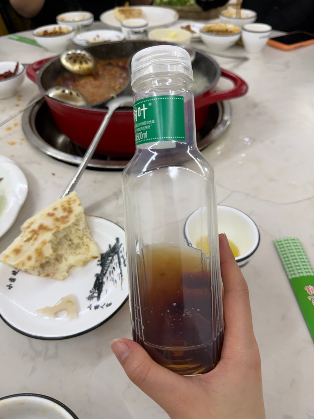 好多姐妹问我要不要控制 我感觉喝它有点抑制猪瘾但是我平常也是正常吃的哈哈 只是没