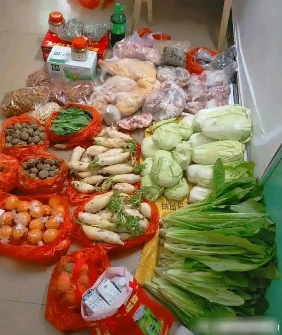 图一自己妈给的，图二岳母娘给的，没有对比就没有伤害呀 ​​​