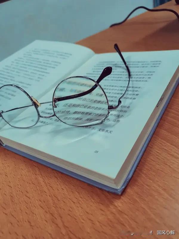 在快节奏生活里，让心自由是很多人的渴望。我有几个修心小妙招。
冥想就很不错，每天