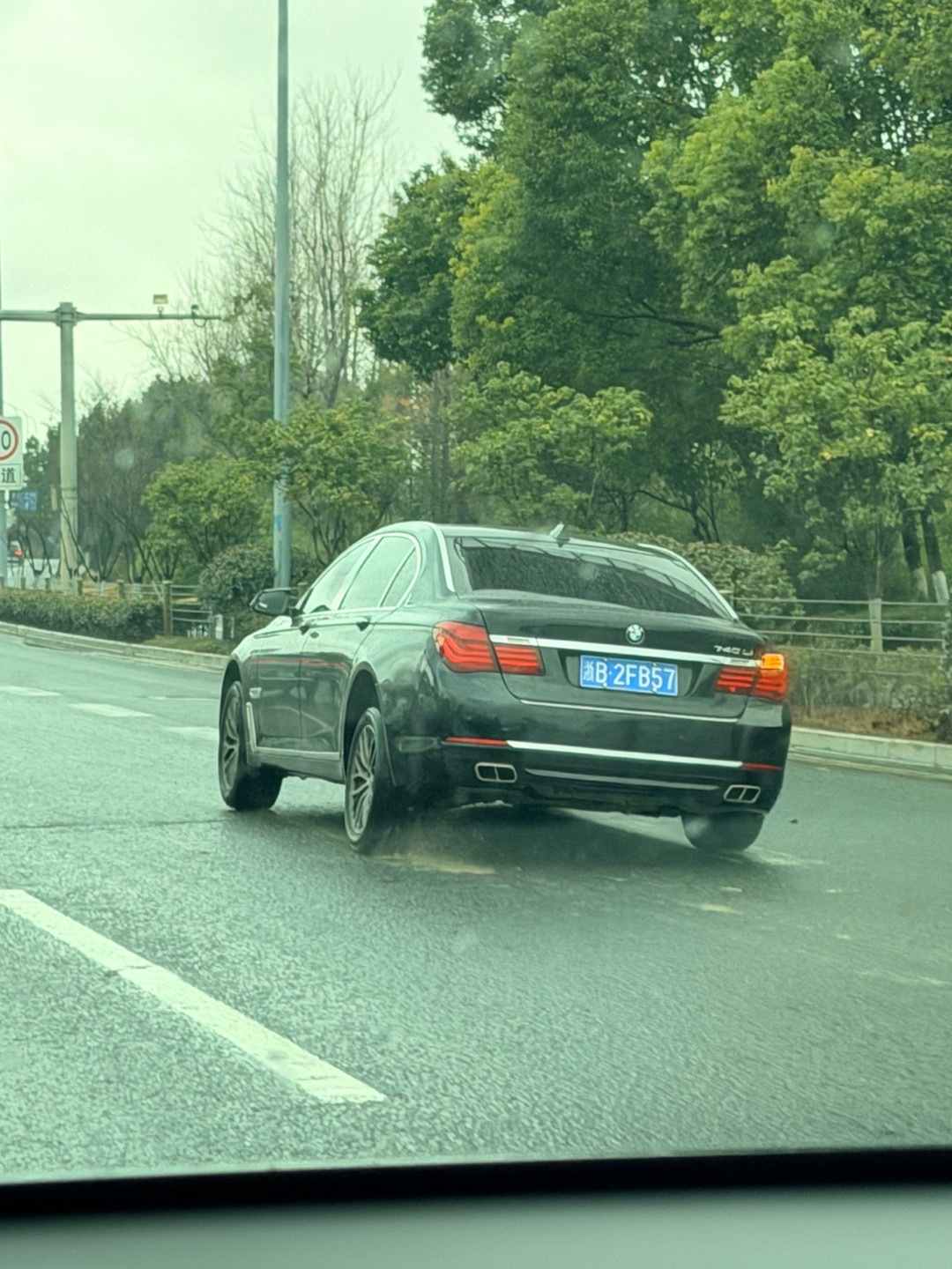 这是咋了？？？？ 