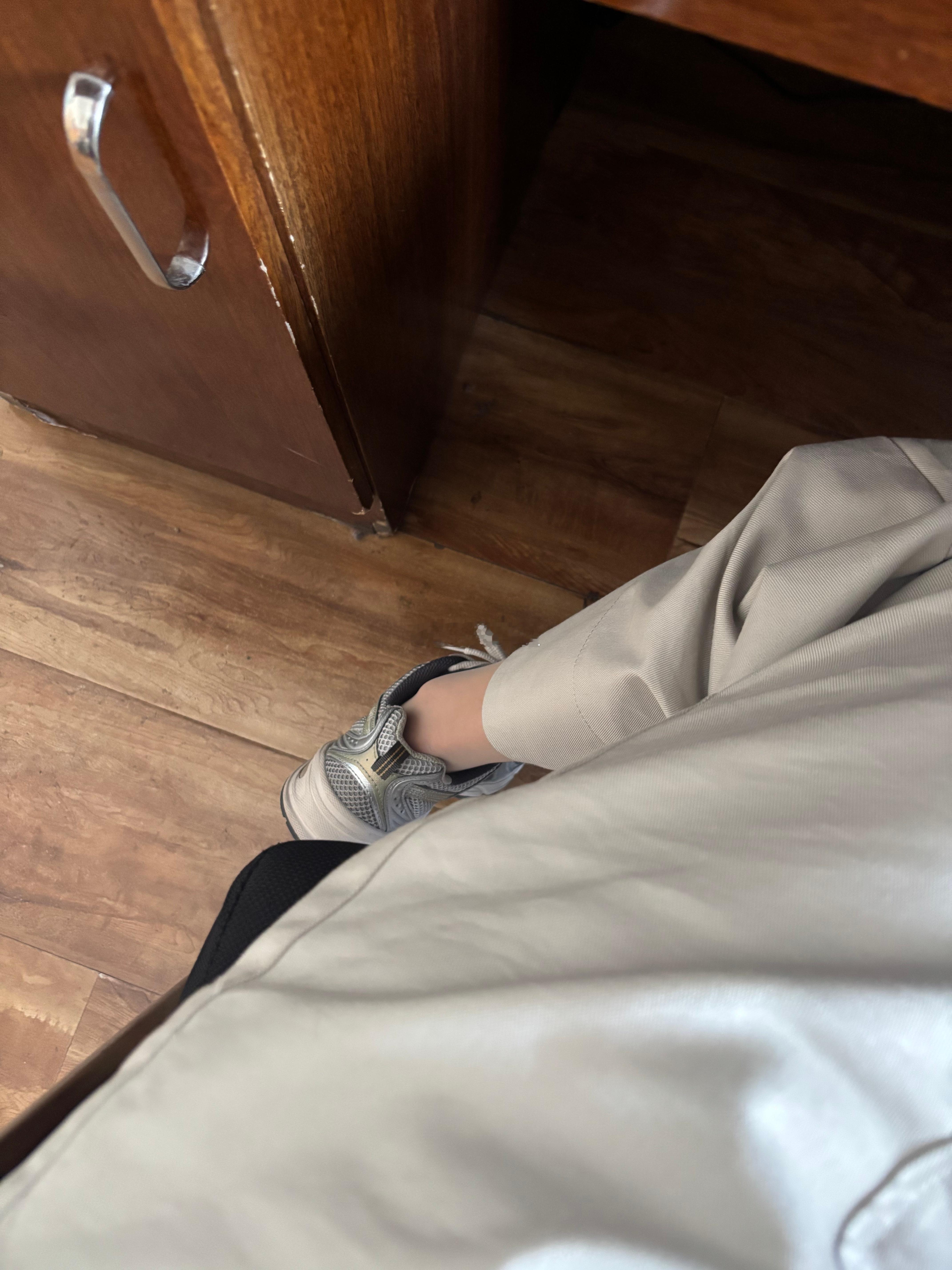 随手拍今日穿搭(ootd) 继续运动鞋，老阿姨今天是运动会裁判员