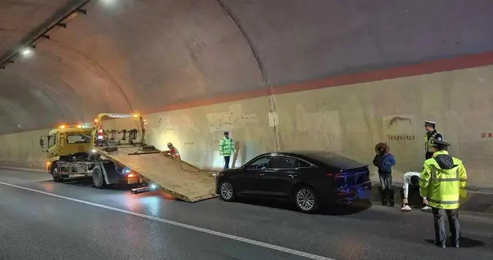 甘肃一轿车高速狂飙近500公里无法减速，驾驶问题还是车辆问题？网友吵翻了