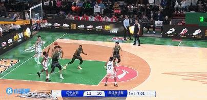 没想到啊没想到！32岁、1.96米的德兹明-威尔斯竟然也是个“扣将”[灵光一闪]