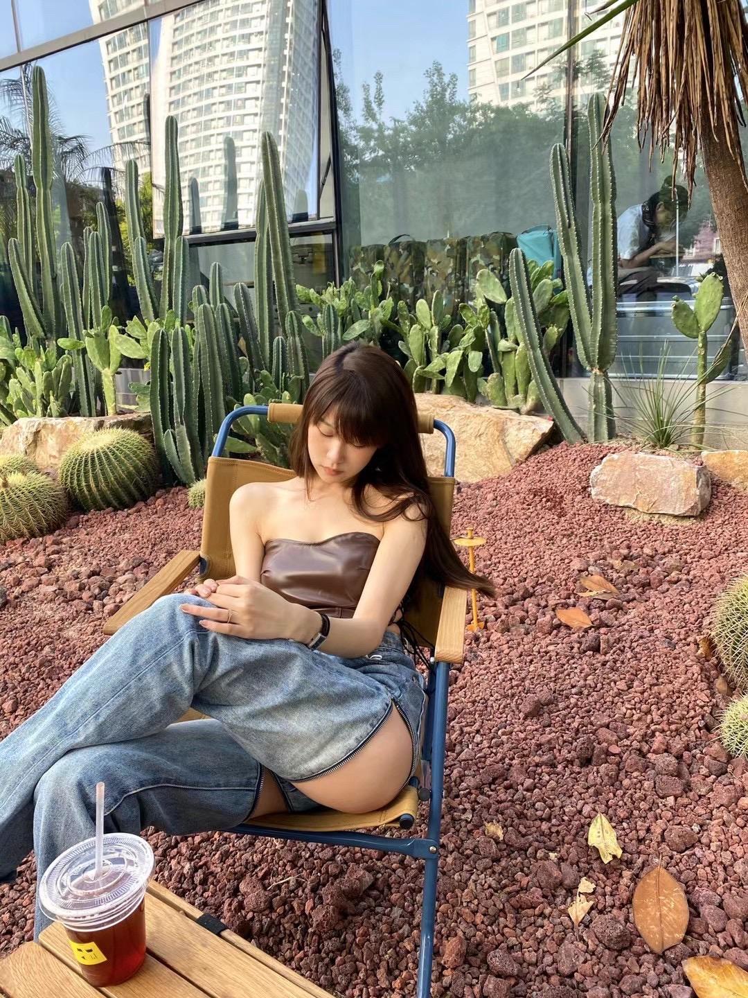 你爱的歌我反复听