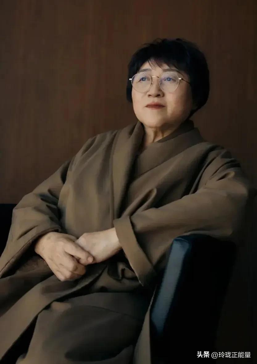 李银河这句话，道尽了婚外感情最赤裸的真相，也撕开了很多貌合神离的婚姻假象。嘴上再
