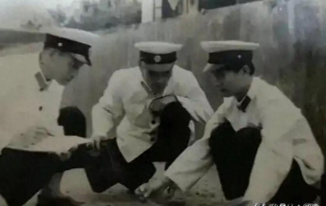 1981年建阳那案子，不是谁一时冲动，是掐、绑、炸，一步不落。
法医切开尸体，发