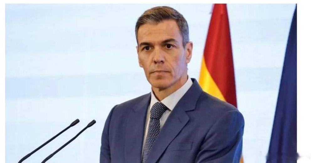 因为不帮忙打卫队，传出消息，美国特朗普总统要把西班牙踢出北约，同时还要承认马尔维