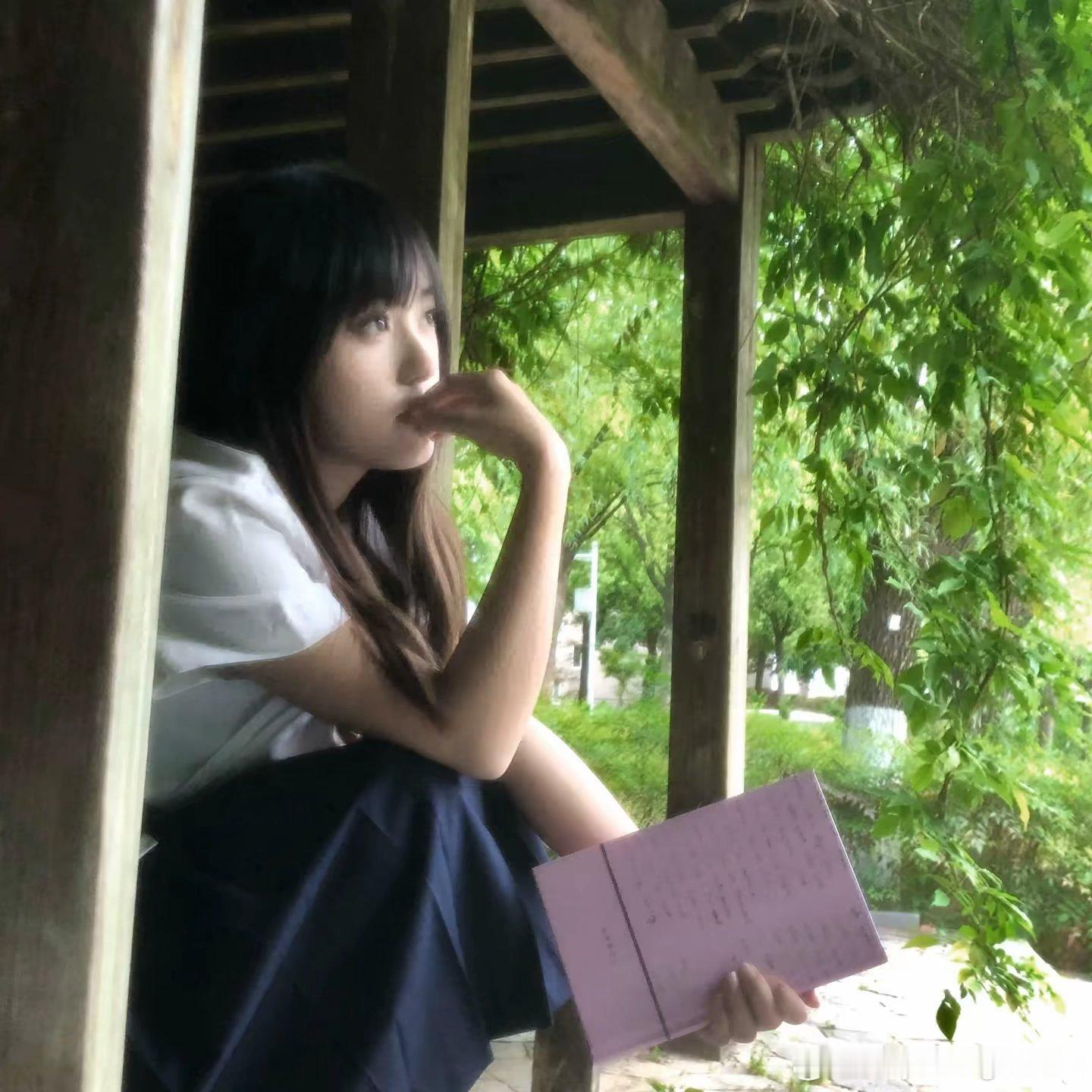 𝑾𝒆𝑪𝒉𝒂𝒕头像背景图搭配｜杂风集  