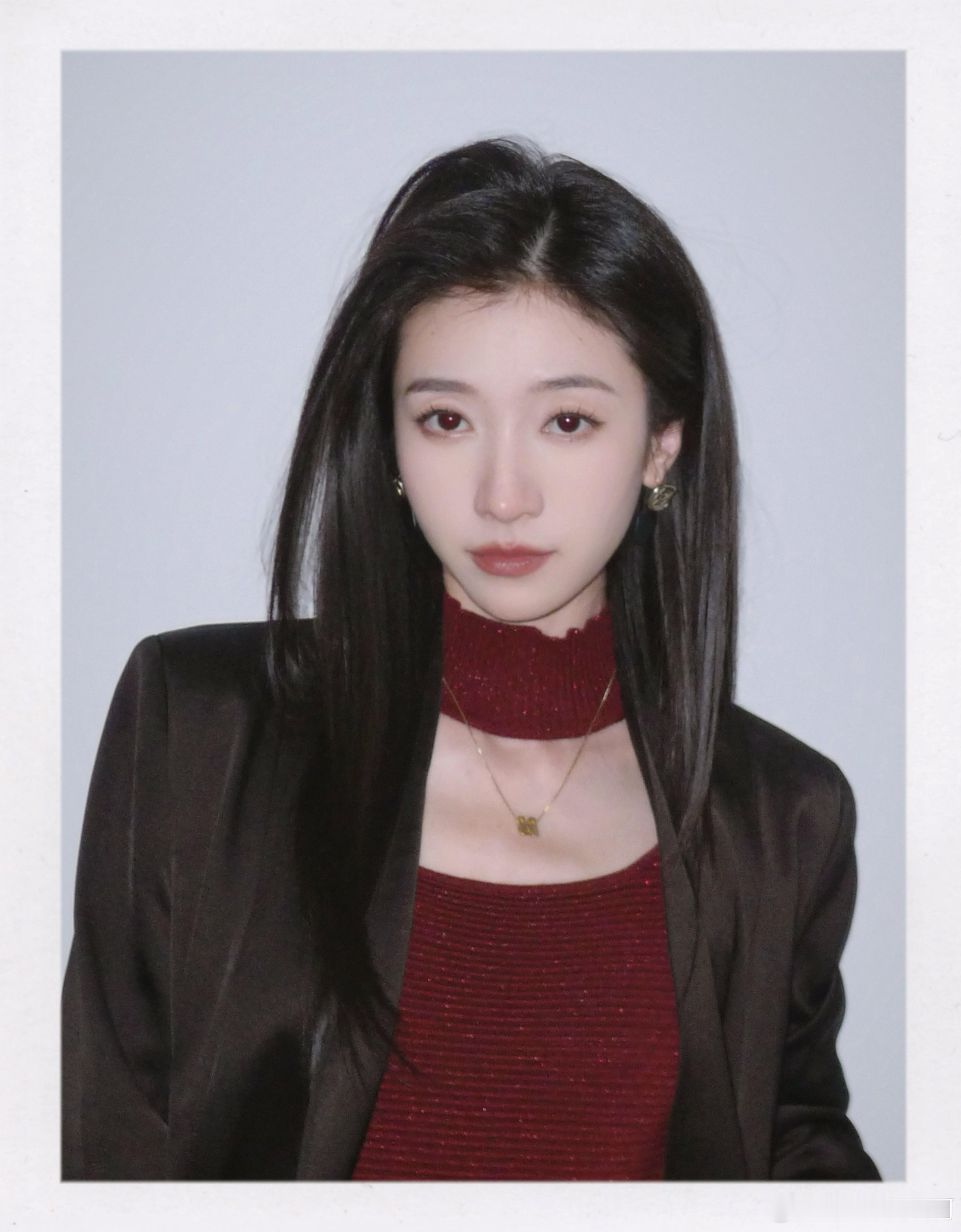 撕拉一下王格格[超话] ​​​