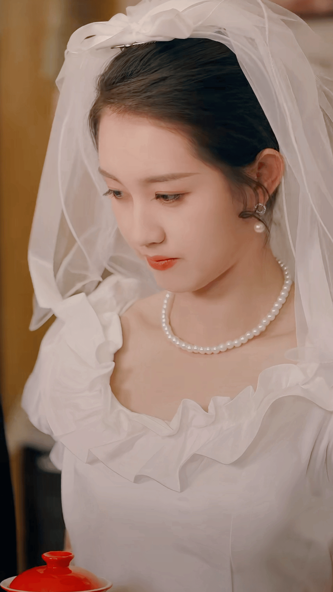 春融那件婚纱也是超好看 郭宇欣好适合演年代剧🥰 