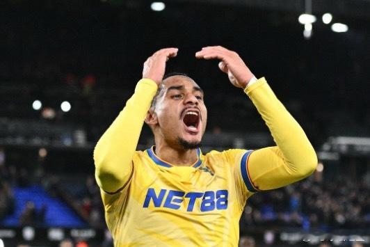 12月24日讯 在刚刚结束的一场 1/4决赛中， 总比分9-8（点球大战8-7）