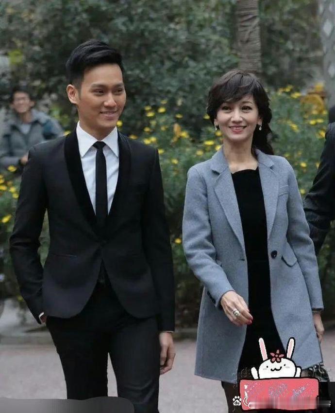 赵雅芝的儿子颜值真高，真的没有浪费妈妈的美貌啊 ！  