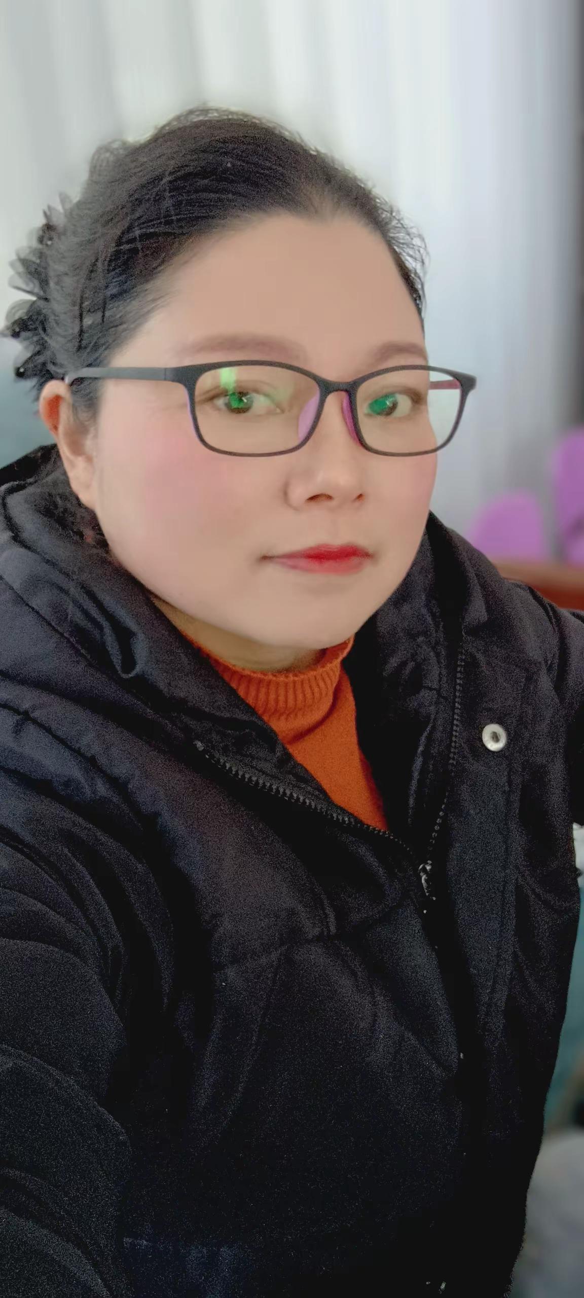 下班了，累了一天了，放松一下，就来，祝所有的朋友们身体健康，家和万事兴。