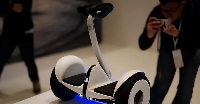 西方高科技为啥不卖给中国？荷兰：我70万的平衡车，他们600拿下！

这句话戳中