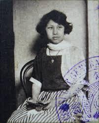 妈耶，巴黎史上第一个以中国人命名的公共广场出现了！这个名字，她不是明星，也不是富