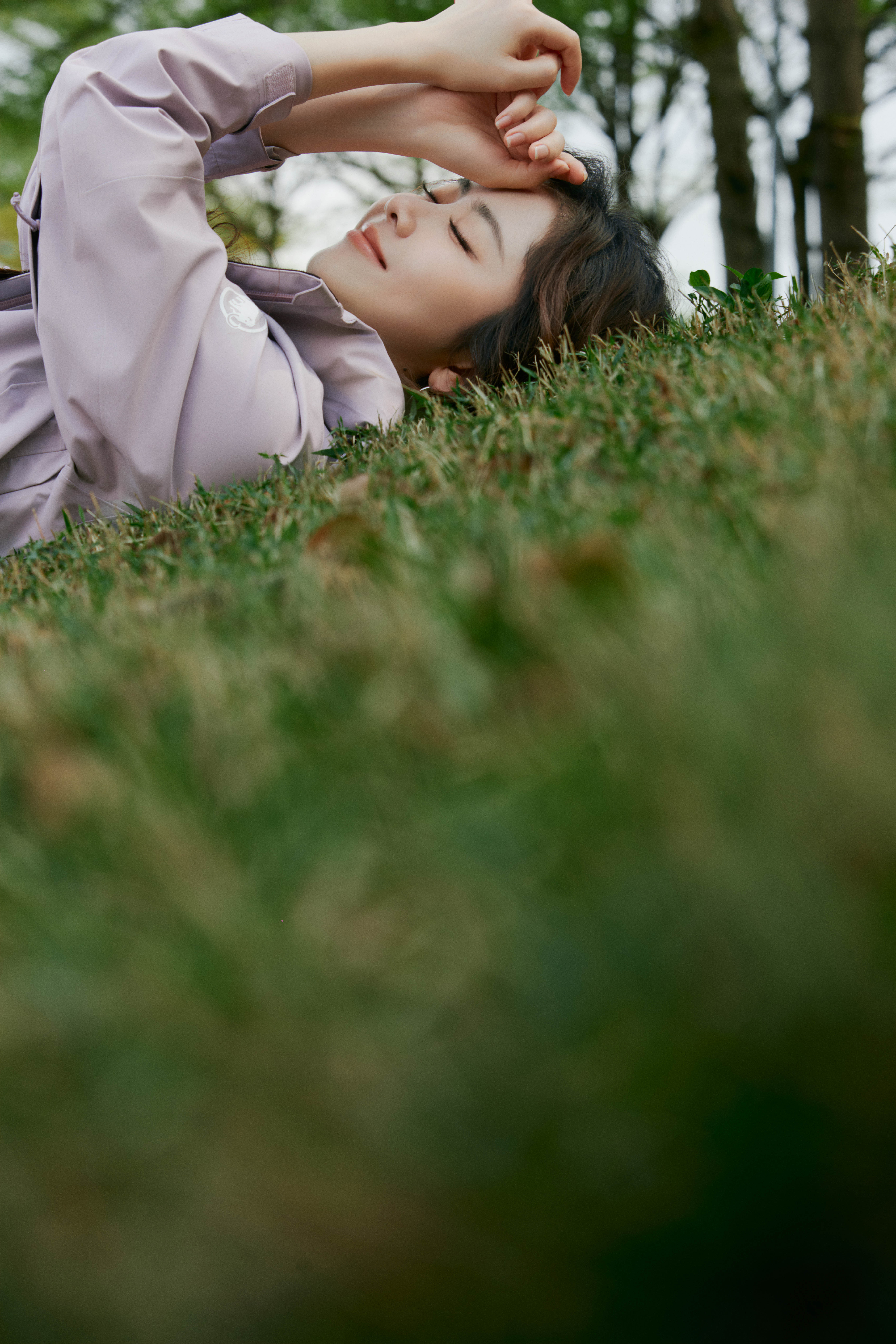 MAMMUT猛犸象一次无需剧本的出发。跟两小姐深入山野，在专业守护中，倾听内心的