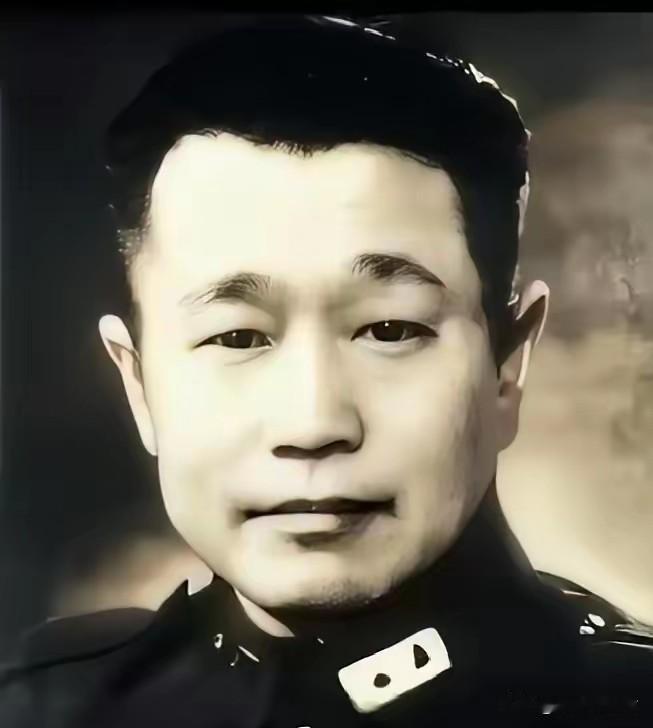 亲兄弟走两条截然相反的路！杜聿明战功赫赫，亲弟弟却成红色英烈，年仅22岁牺牲
 