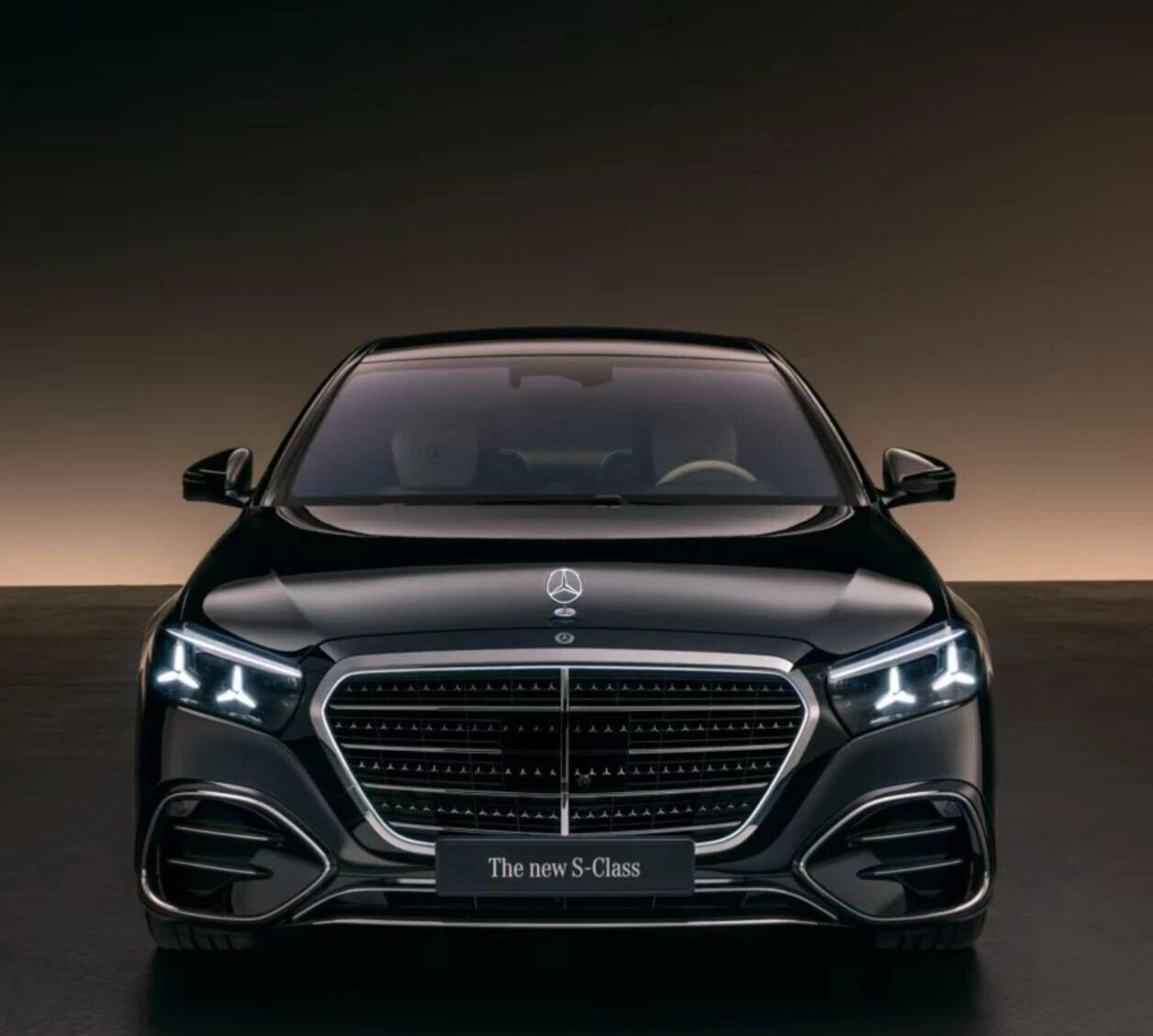 奔驰中改S级来啦！和中改宝马7系选哪一个呢？中期改款奔驰S级正式发布，看了这么多