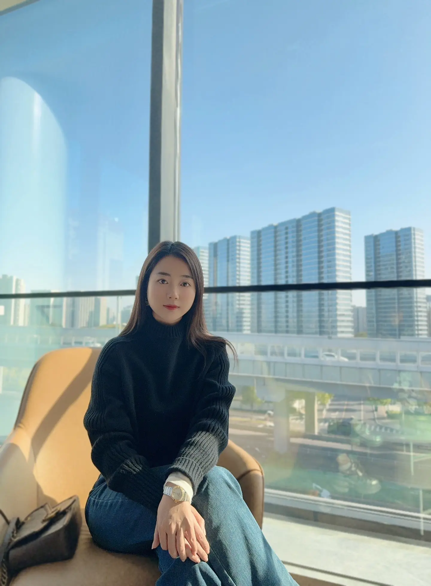 能困住我的只有贫穷 爱算什么 上不了台面的东西