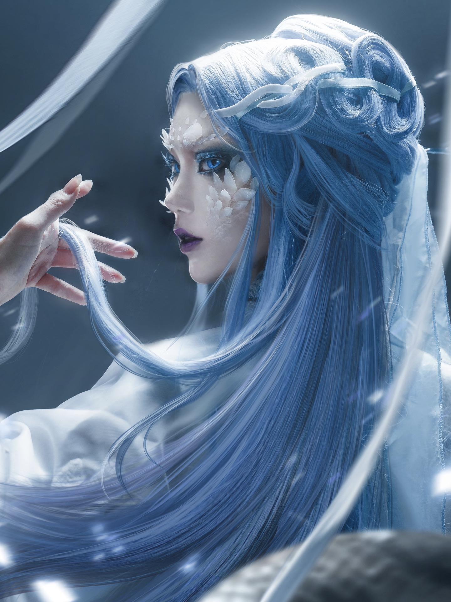 我偏不信人妖殊途。