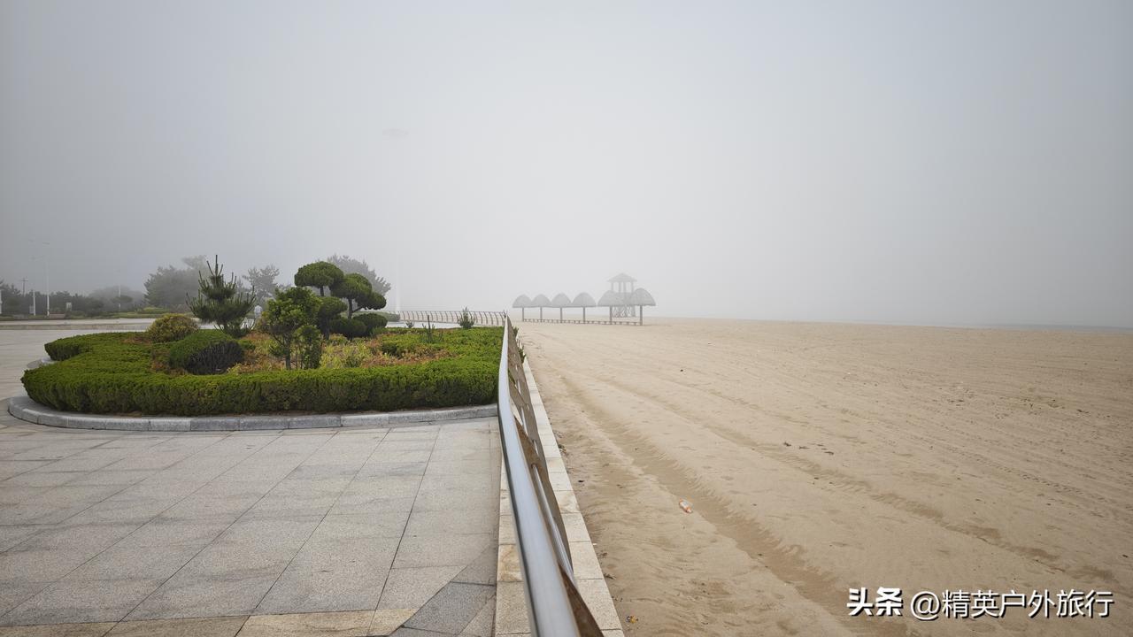 我以前就在网上看到有人说山东南边的海边湿度大，而北边湿度小。
所以，读万卷书，也