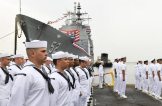 美国海军有个奇葩规定，如果你是海军的船长，已经接连工作了24小时了，你的身体已经