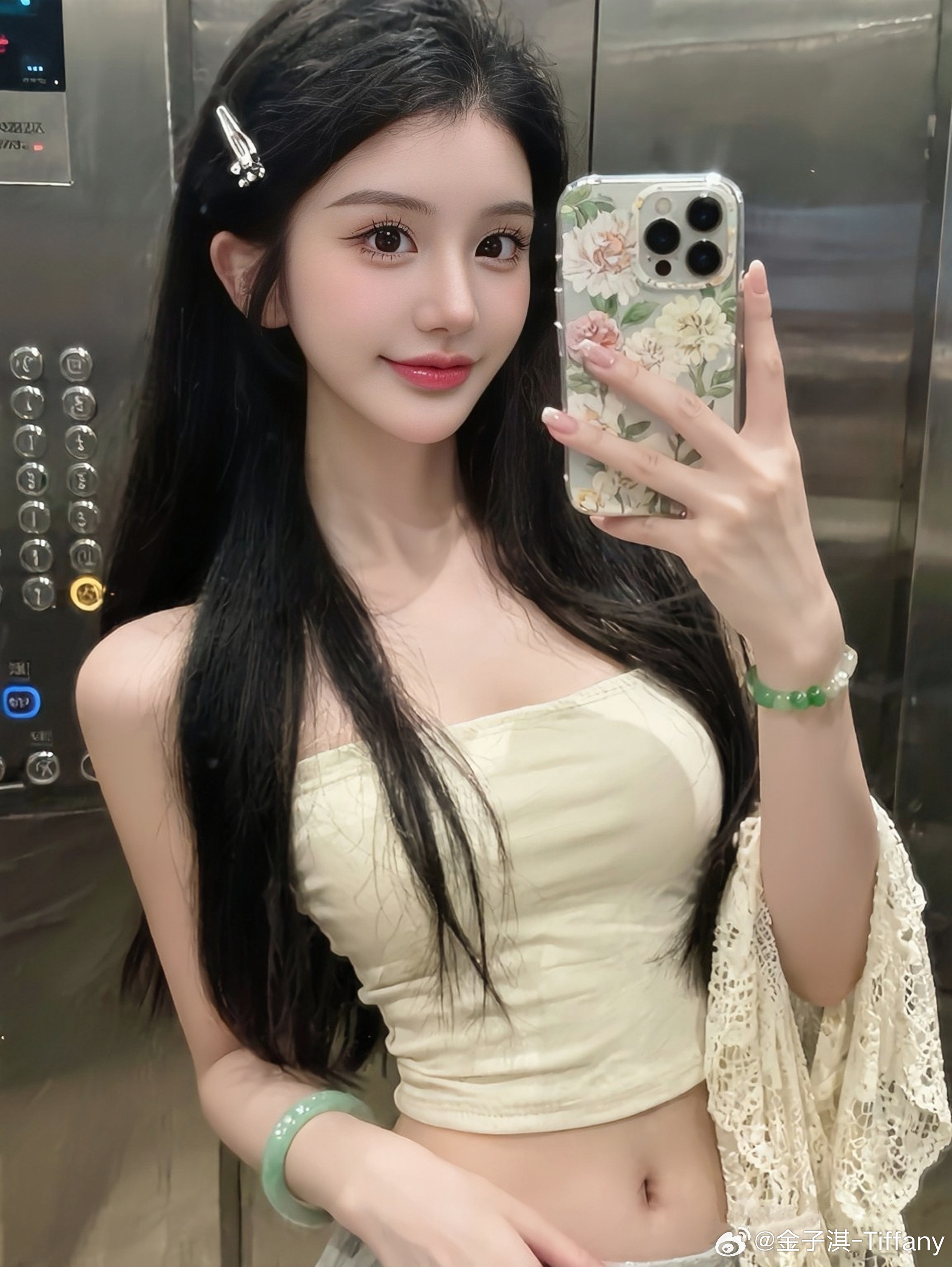 在这路遥马急的人间 你又能记住我几年。 美女自拍 武汉