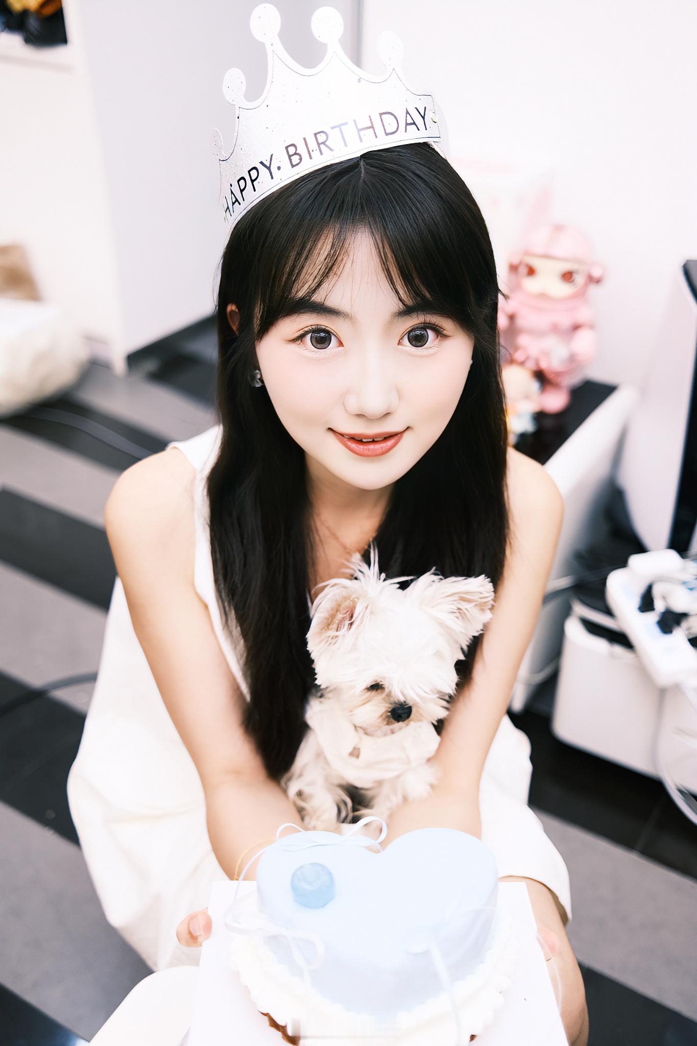24岁不过是人生的7:12 我的人生太阳才刚刚升起来🎂 ​​​