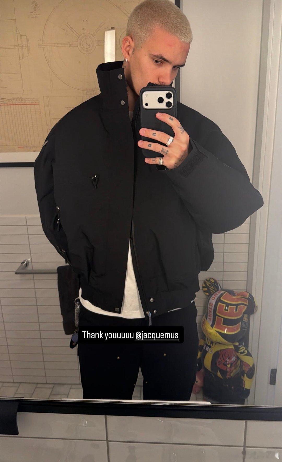 RORO自拍🤳  cr：TheBeckhams 