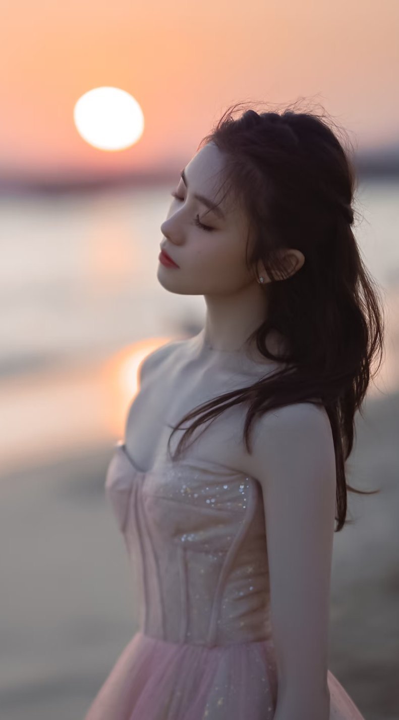 谁能拒绝得了美美的刘浩存呢～ ​​​